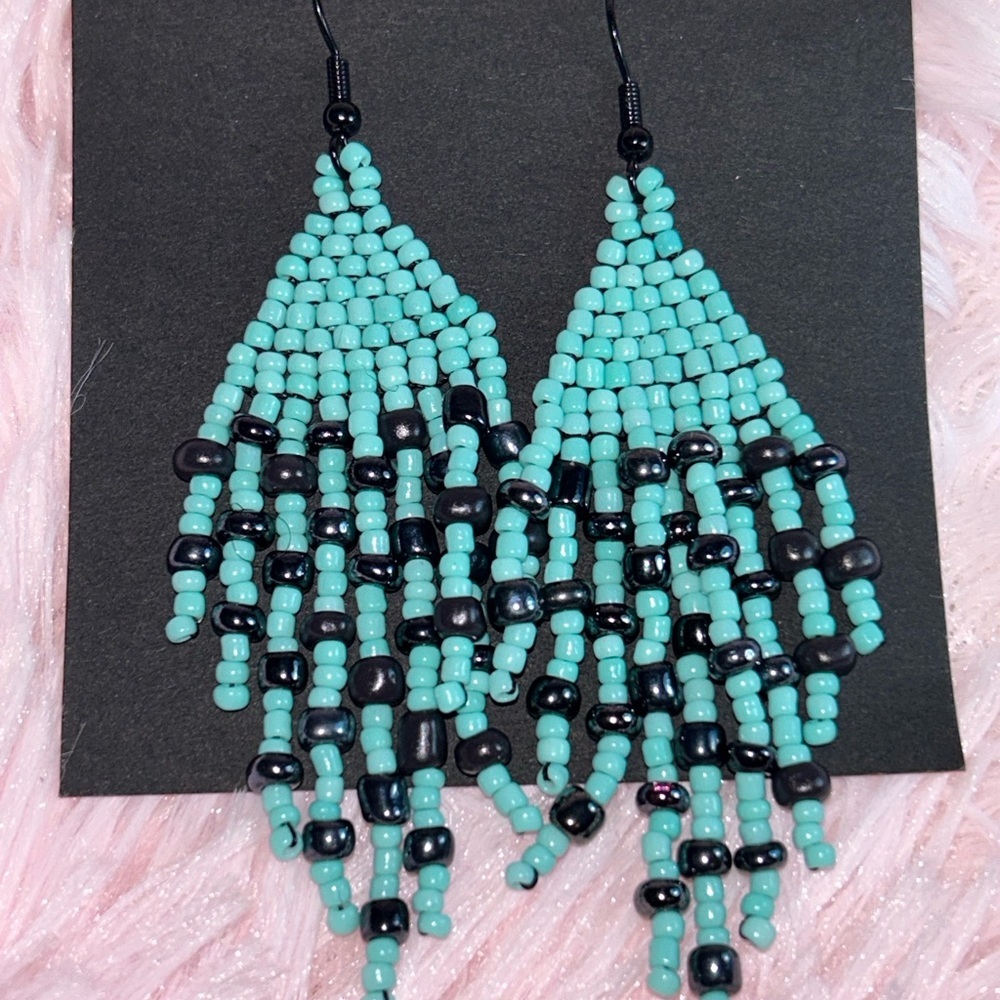 Chic Beaded Earrings in Turquoise and Black